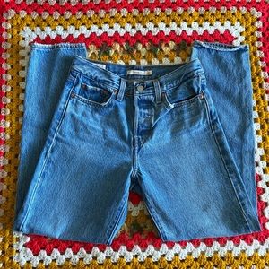 Levies wedgie fit jeans size 25